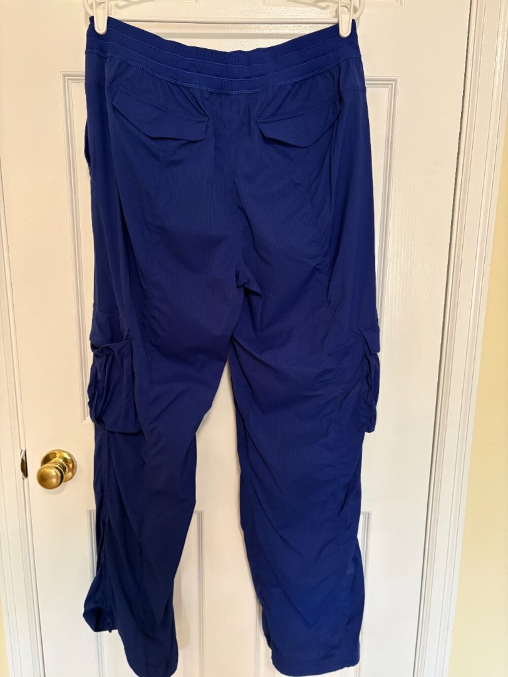 lululemon Dance Studio Relaxed Fit Cargo Pant Larkspur - Picture 4 of 4